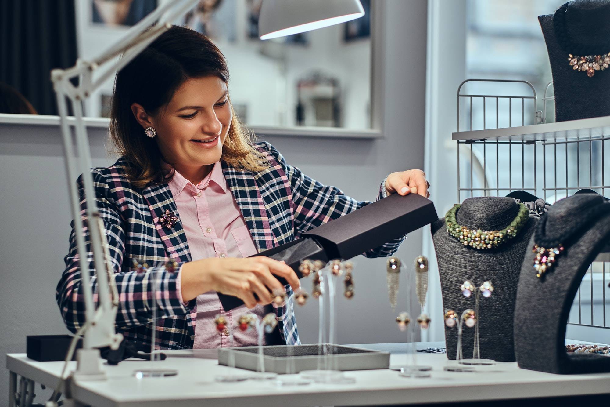 woman-seller-in-a-luxury-jewelry-store-.jpg